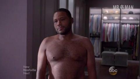 Sexiest Anthony Anderson Scene in black-ish. Shirtless, sexy. 6799