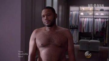 Anthony Anderson in black-ish (2014-2018) Shirtless Sexy Shirtless 6799