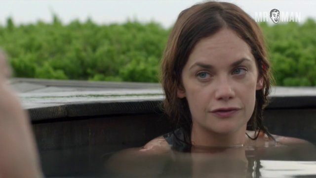 Dominic West Nude in The Affair. Balls, Butt, Shirtless, bathing suit, sexy. 17584