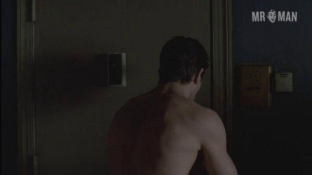 Lillo Brancato, Chris Tardio in The Sopranos (1999-2006) Bulge Sexy Shirtless Underwear Bulge Sexy 7108