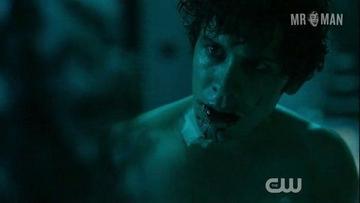 Bob Morley in The 100 (2014-2020) Sexy Shirtless Underwear Bulge Sexy 8229