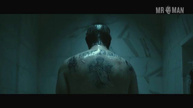 Keanu Reeves in John Wick (2014) Sexy Shirtless Bulge Sexy 8232