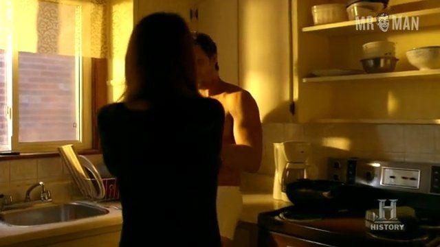 Hottest Damon Runyan Scene in Gangland Undercover. Bulge, Shirtless, Underwear. 8540