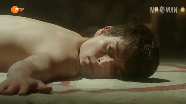 Max Hegewald Naked as Henry. Balls, Butt, Penis. 8571