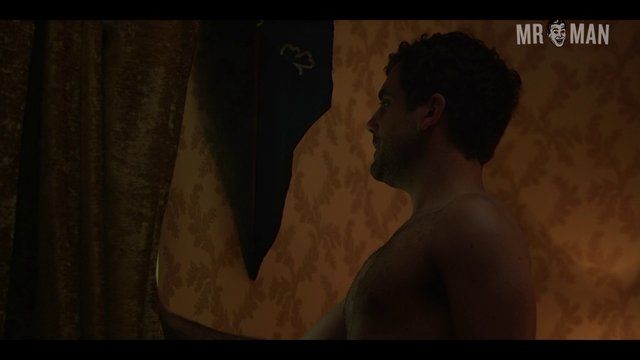 Sexiest Scenes of Luke Curran from Lovesick. Shirtless, Underwear, butt, sexy. 17141