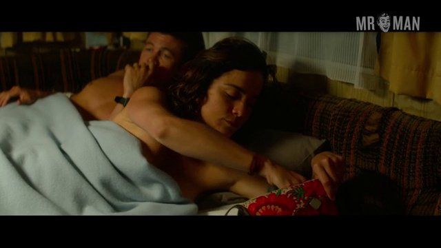 Sexiest Scenes of Dylan Smith from Kill Me Three Times. Sexy, Shirtless, Straight. 8861
