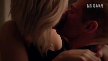 Greg Finley in iZombie (2015-2019) Sexy Shirtless Straight Sexy Shirtless 12819