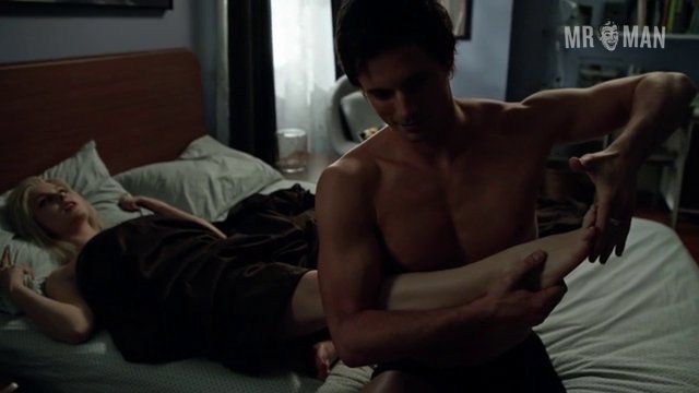 Hottest Bradley James Scene in iZombie. Shirtless, Underwear, straight. 9314