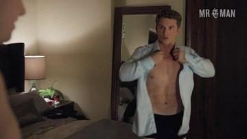 Sexiest Freddie Stroma Scene in UnREAL. Shirtless, Underwear, bulge, butt. 9943