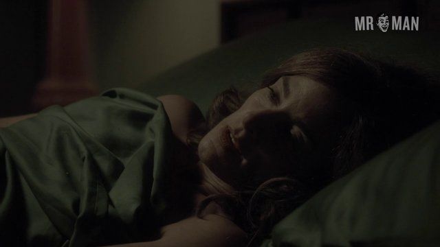 Sexiest Scenes of Detective Sam Hodiak from Aquarius. Shirtless, sexy, straight. 9917