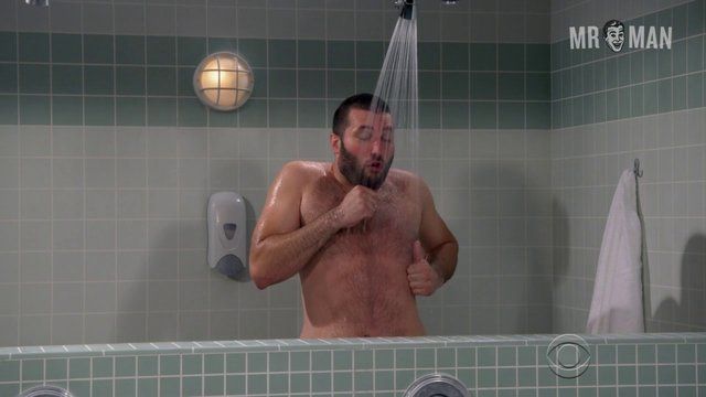 Sexiest Zoran Korach Scene in The Millers. Shirtless. 10285