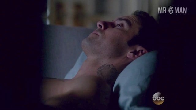 Milo Ventimiglia in The Whispers (2015) Bulge Sexy Shirtless Bulge Sexy 10310