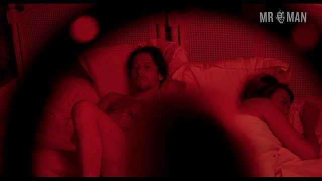Mathieu Amalric Nude in The Diving Bell and the Butterfly. Butt, Shirtless, balls, penis. 10420