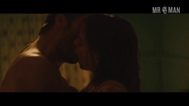 Sexiest Scenes of Caleb from Z for Zachariah. Shirtless, Straight, sexy. 10955
