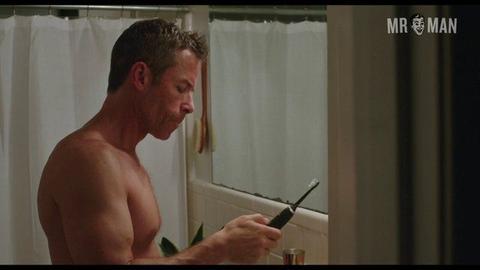 Sexiest Guy Pearce Scene in Results. Sexy, Shirtless. 11215