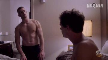 Jay Armstrong Johnson, Russell Tovey in Quantico (2015-2018) Sexy Shirtless Gay Gay Sexy 16831