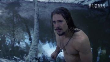 Alexander Dreymon Naked in The Last Kingdom. Balls, Butt, Shirtless, sexy, straight. 11731
