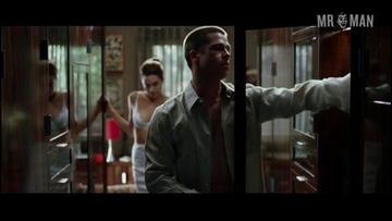 Brad Pitt in Mr. & Mrs. Smith (2005) Sexy Shirtless Sexy Shirtless 11914