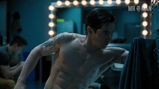 Hottest Sascha Radetsky Scene in Flesh and Bone. Sexy, Shirtless, bulge. 11786