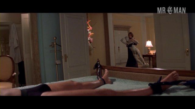 Ray Liotta in Heartbreakers (2001) Sexy Shirtless Underwear Bulge Sexy 12121