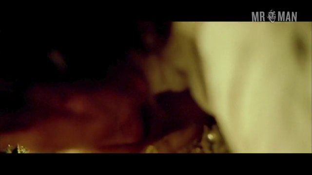 Charlie Cox Naked as Diaphebus. Butt. 12327