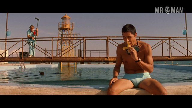 Hottest Bill Murray Scene in The Life Aquatic with Steve Zissou. Shirtless, bulge, straight. 12734