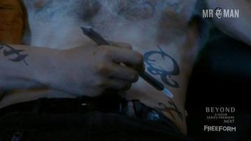 Matthew Daddario in Shadowhunters (2016-2019) Sexy Shirtless Gay Sexy 17756