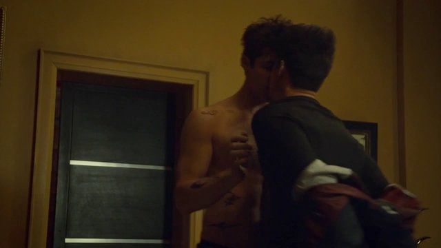 Hottest Matthew Daddario Scene in Shadowhunters. Gay, Sexy, Shirtless, underwear. 20906