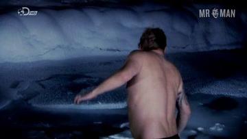Tom Hardy in Driven to Extremes (2013) Shirtless Bathing Suit Bathing Suit Butt 12744