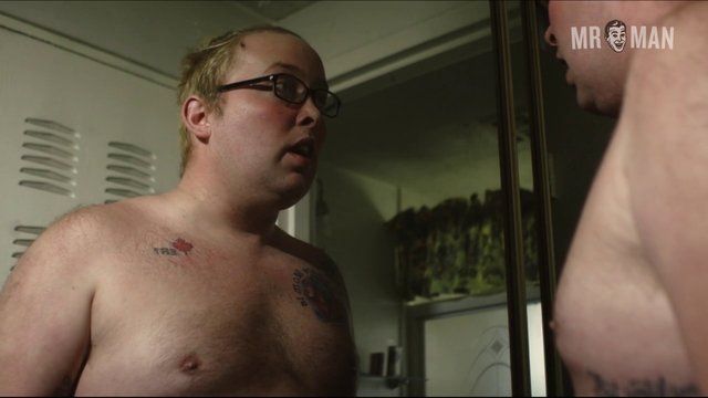 Bradley Diehl in Awkward Thanksgiving (2014) Bulge Shirtless Underwear Bulge Shirtless 13296