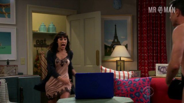 Hottest Thomas Lennon Scene in The Odd Couple. Sexy, Shirtless. 14138