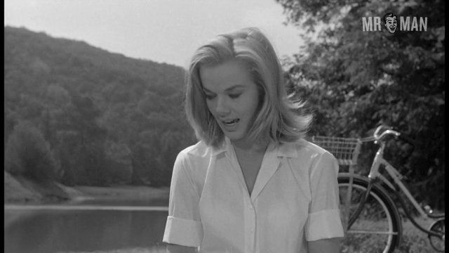 Hottest Laurence Harvey Scene in The Manchurian Candidate. Bathing Suit, Sexy, Shirtless. 14738