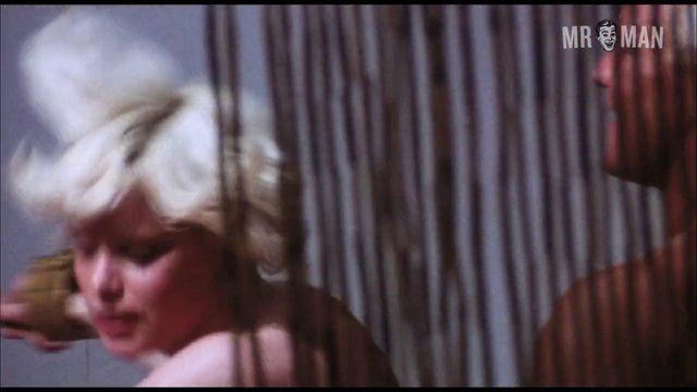 Mike Montana Nude in Sexy Sisters. Butt, Shirtless, Straight, sexy. 15154
