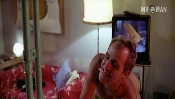 Fernando Guillén Cuervo in Todo menos la chica (2002) Butt Sexy Shirtless Butt Penis 15197