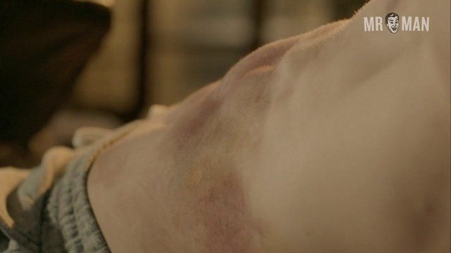 Sexiest Scenes of Harry Fox from Traders. Sexy, Shirtless, underwear. 15251