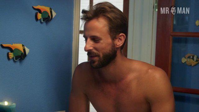 Confessions's Sexiest Scenes with Vincent Cusimano. Shirtless. 15330