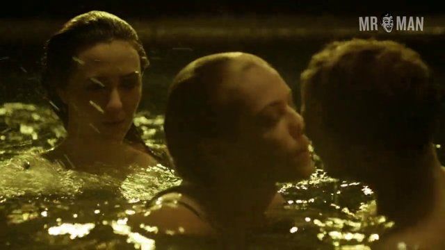 Hottest Shawn Ashmore Scene in Breaking the Girls. Sexy, Shirtless, Underwear. 15572