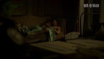 Richard Coyle in The Collection (2016) Shirtless Shirtless Straight 18422