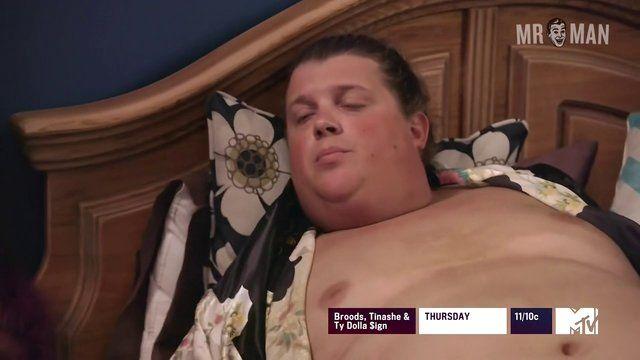 Jacob Wysocki in Loosely Exactly Nicole (2016-2018) Sexy Shirtless Underwear Sexy Shirtless 15979