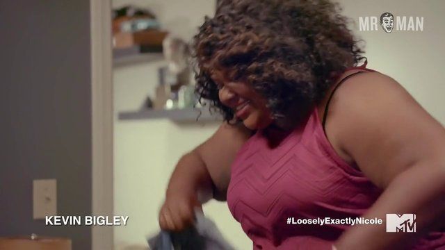 Loosely Exactly Nicole's Sexiest Scenes with Kevin Bigley. Bulge, Sexy, Shirtless, Underwear, straight. 15978