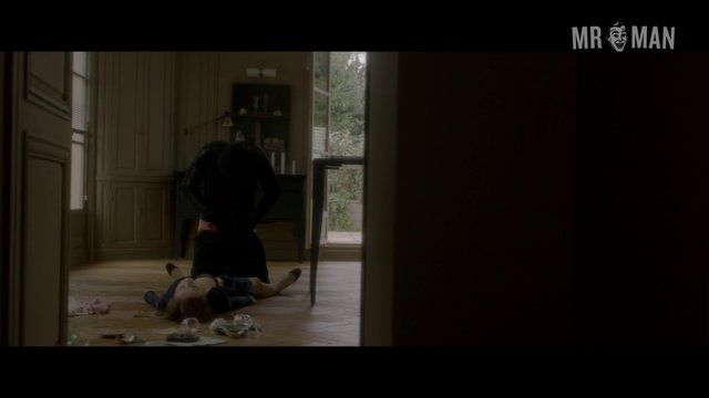 Laurent Lafitte Naked in Elle. Butt. 15943