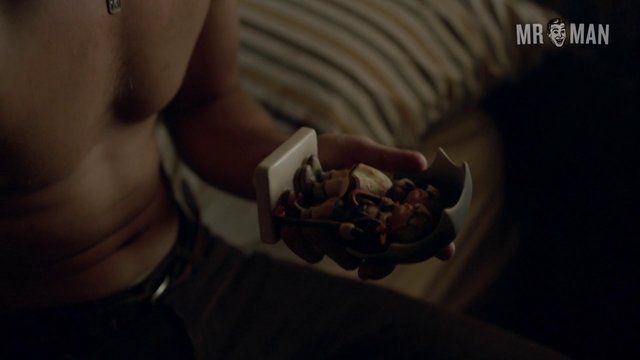 Sexiest Logan Marshall-Green Scene in Quarry. Sexy, Shirtless, balls, bathing suit. 16219