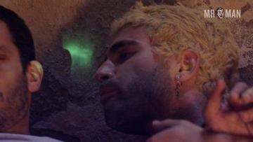 Juan Minujín, Nicolás Furtado in El marginal (2016-2022) Gay Sexy Balls Bulge 16542