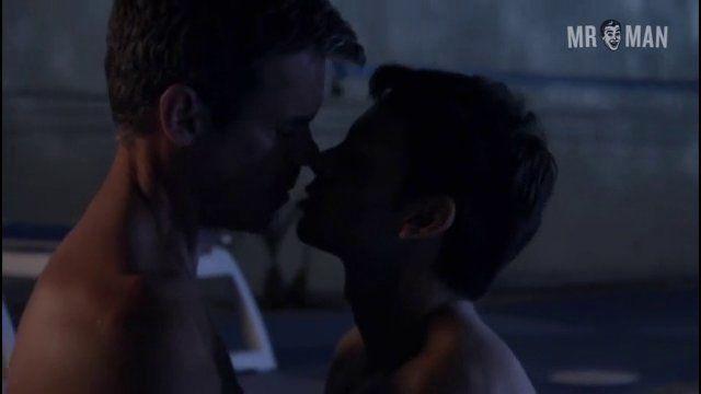 Tuc Watkins Nude as Jonathan. Butt, Gay, Shirtless, Bulge, Underwear, Bathing Suit, sexy. 16610