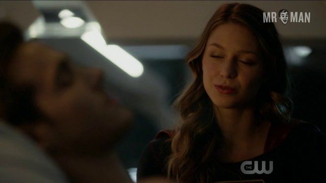 Chris Wood in Supergirl (2015-2017) Shirtless Shirtless 16630