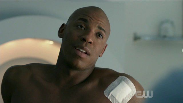Hottest Mehcad Brooks Scene in Supergirl. Sexy, Shirtless. 22196