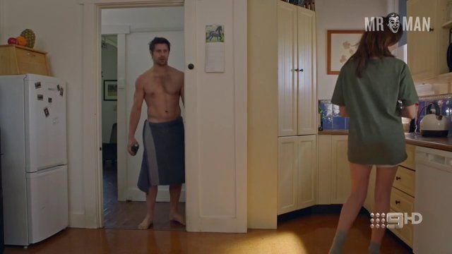 Sexiest Scenes of Matt Knight from Doctor Doctor. Shirtless, butt, straight. 16997