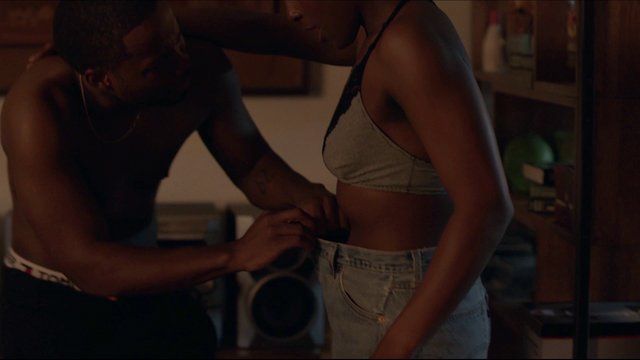 Leon Thomas III Nude in Insecure. Butt, Shirtless, Straight. 20974