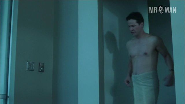 Keanu Reeves in Sweet November (2001) Shirtless Shirtless 16852