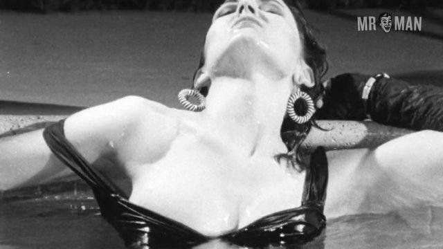 Sexiest Scenes of Frenchie from Dark Seduction. Shirtless. 16865